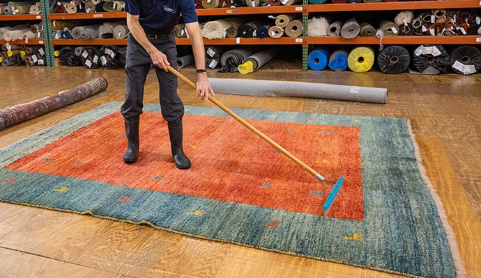 cleaning tufted rug