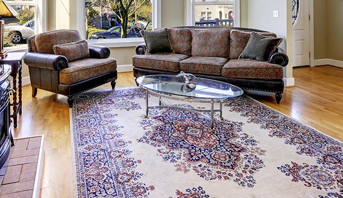 a neat and clean rug on the floor