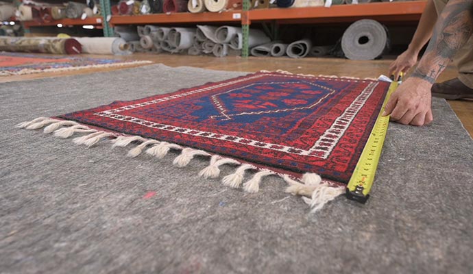 Measuring oriental rug
