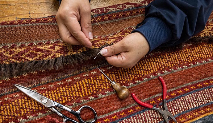 Rug fringe repair