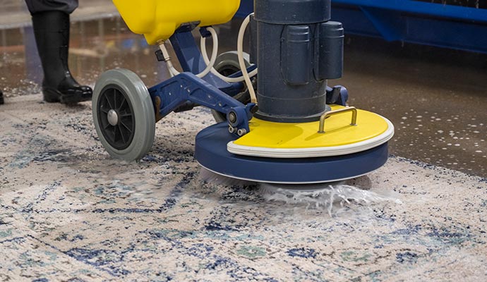 Wet cleaning
